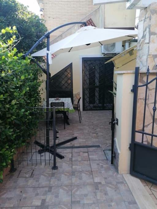 Fiumicino Aeroporto Casa Vacanze Iris Dış mekan fotoğraf